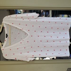 Rails White and Red Heart V-neck, Size XXL
